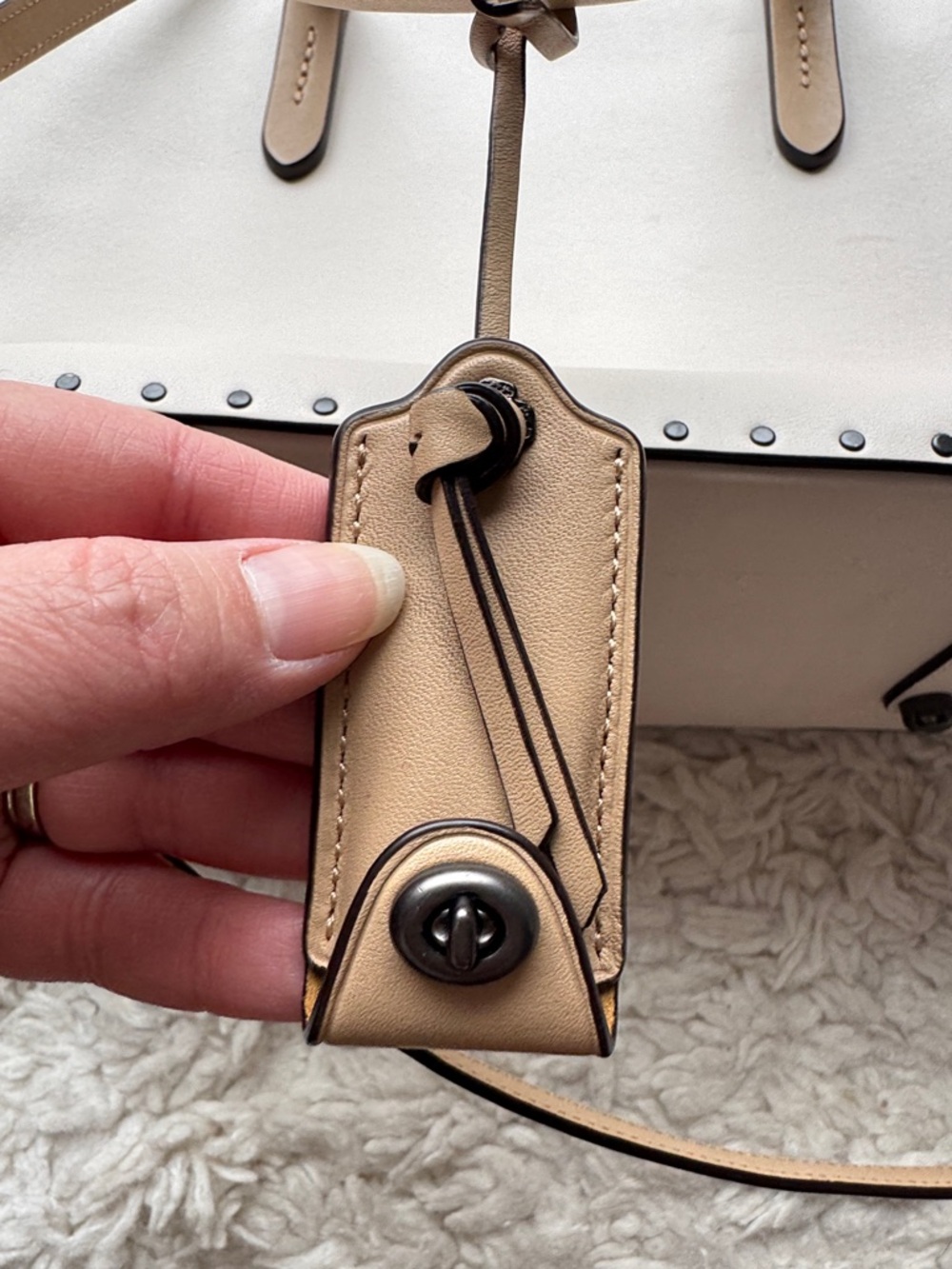 Hard to find Coach Cooper Carryall - Picture 11 of 11